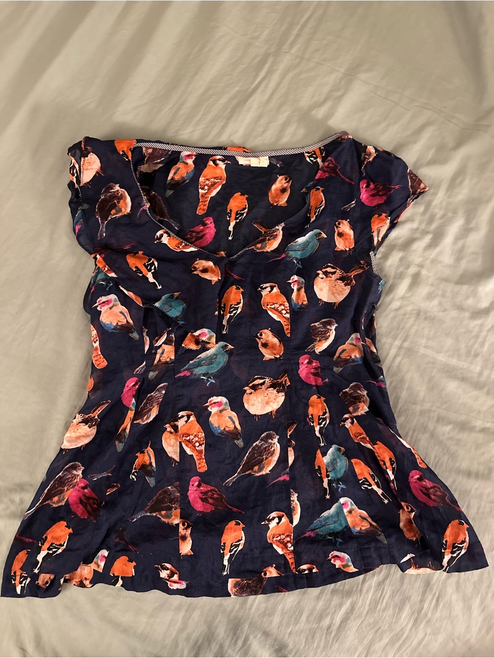 Anthropologie Meadow Rue Navy Bird-Print Cap Sleeve Top